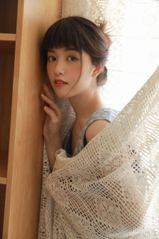 飞翔的女人